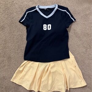 Medium like new Gilly Hicks Blue and yellow 2 piece outfit lined